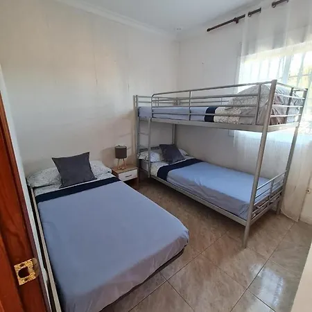 ホテル Chalet Aguila Real チクラナ・デ・ラ・フロンテーラ